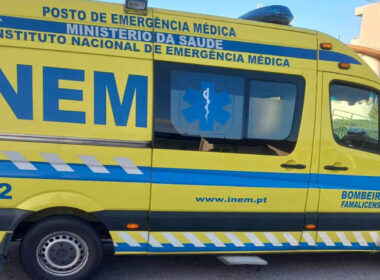 Atropela mulher de 83 anos a fazer marcha-atrás em famalicão
