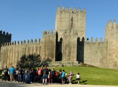 Guimarães: castelo e paço dos duques encerrados a 24 de junho