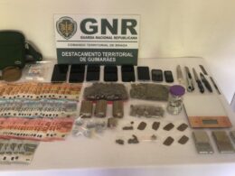 Andavam a traficar em bares de guimarães e vizela. Gnr apreendeu 900 doses de haxixe